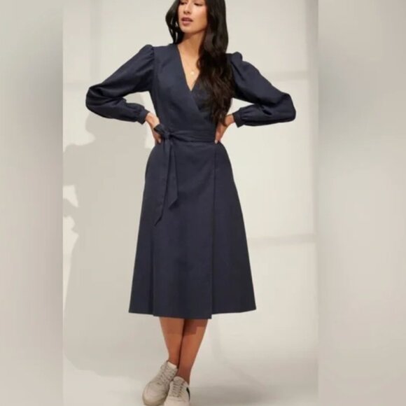 Emma Knudsen Dresses & Skirts - NWT EMMA KNUDSEN THE REESE WRAP DRESS IN NAVY - 2XL